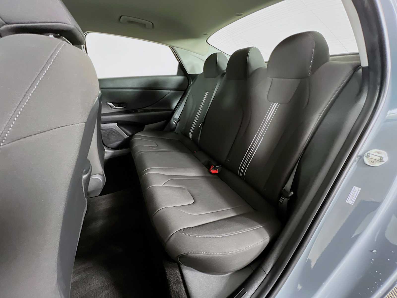 2023 Hyundai Elantra SEL - Photo 23