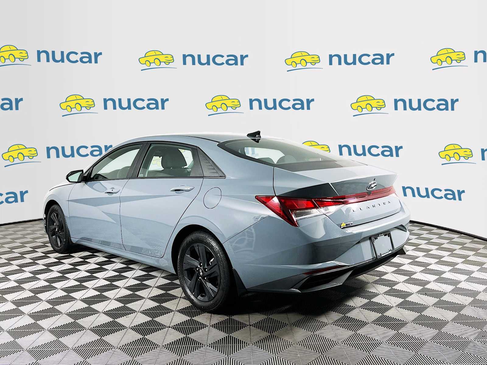 2023 Hyundai Elantra SEL - Photo 5