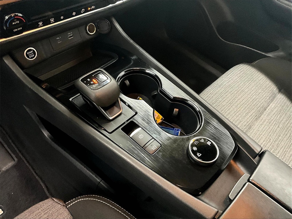 2023 Nissan Rogue SV - Photo 20