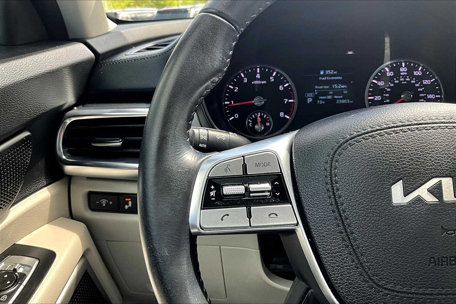 2022 Kia Telluride S - Photo 24