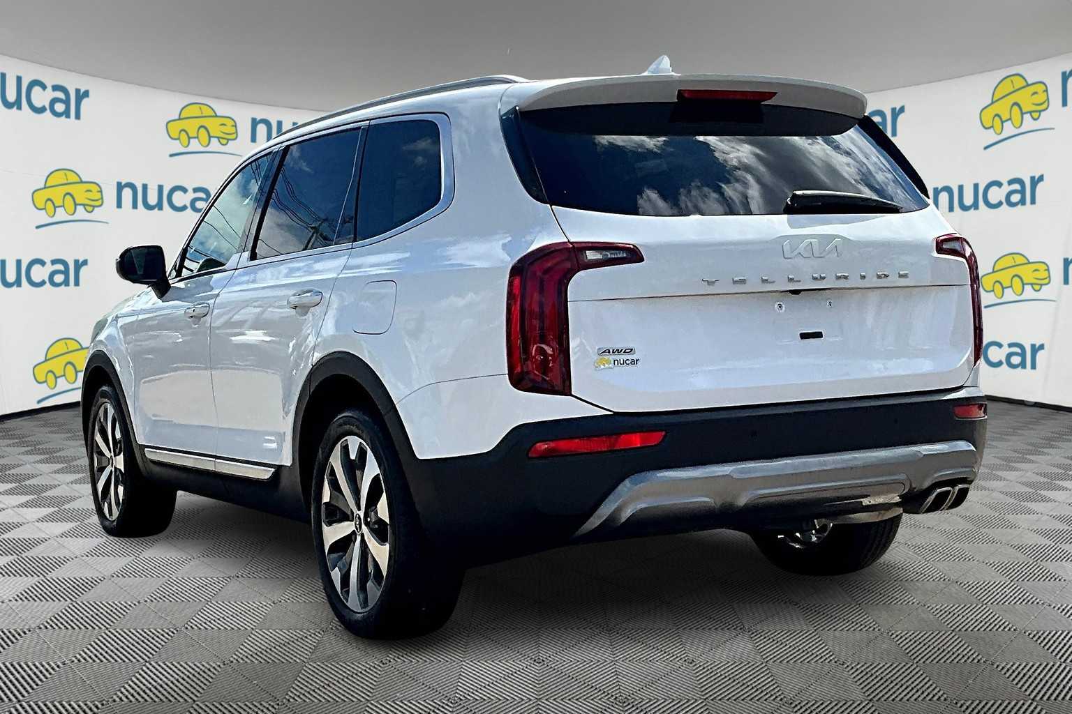 2022 Kia Telluride S - Photo 4