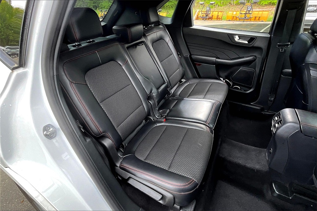 2023 Ford Escape ST-Line - Photo 16
