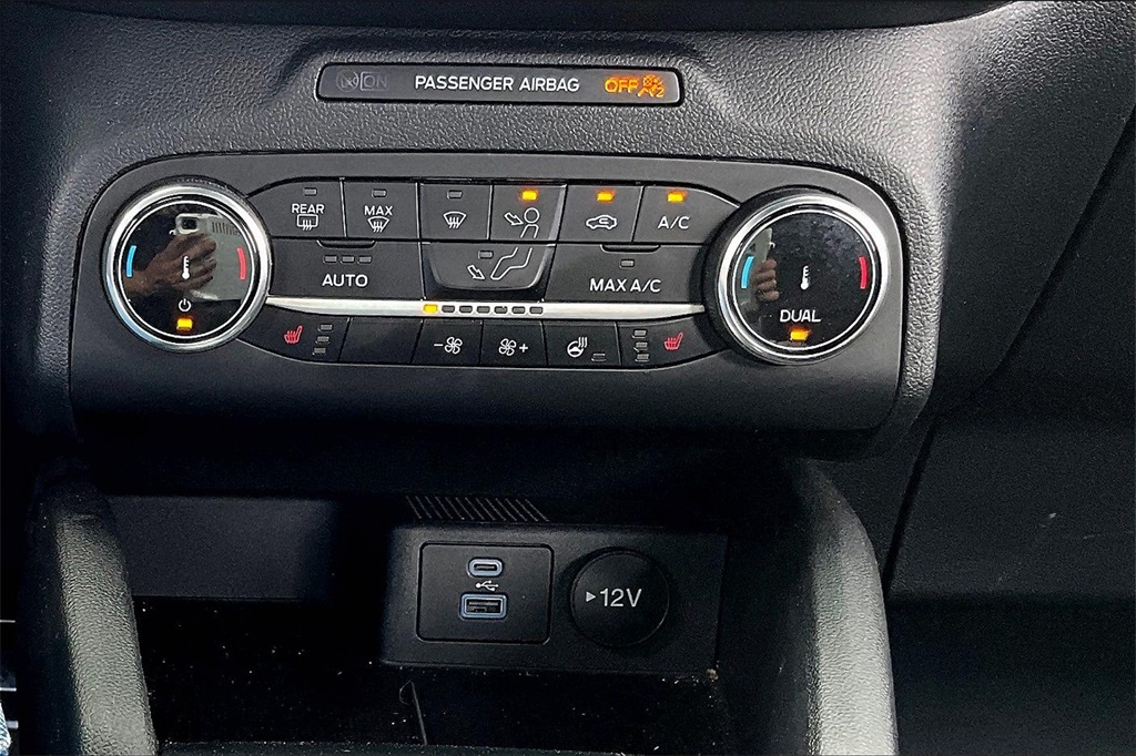 2023 Ford Escape ST-Line - Photo 25