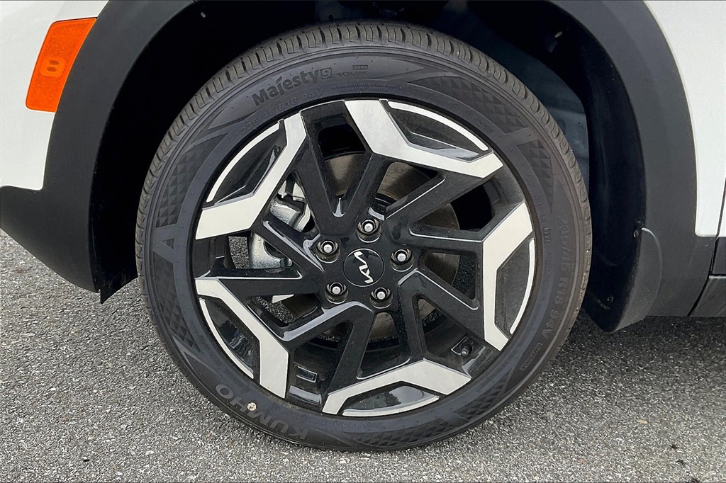 2025 Kia Seltos SX - Photo 8