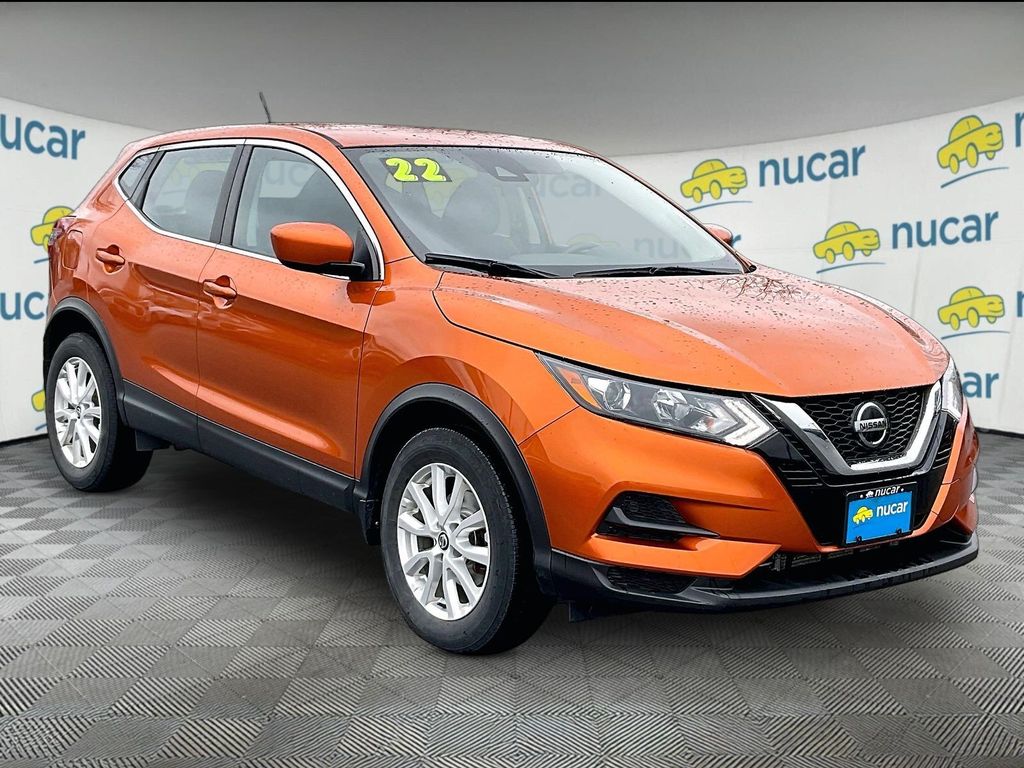 2022 Nissan Rogue Sport S