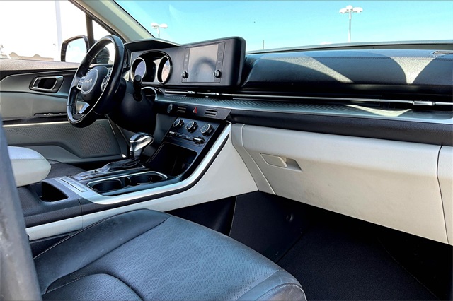 2022 Kia Carnival LXS - Photo 13