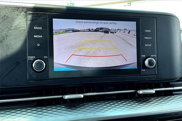 2022 Kia Carnival LXS - Photo 25
