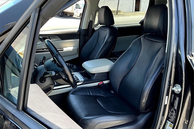 2022 Kia Carnival LXS - Photo 10