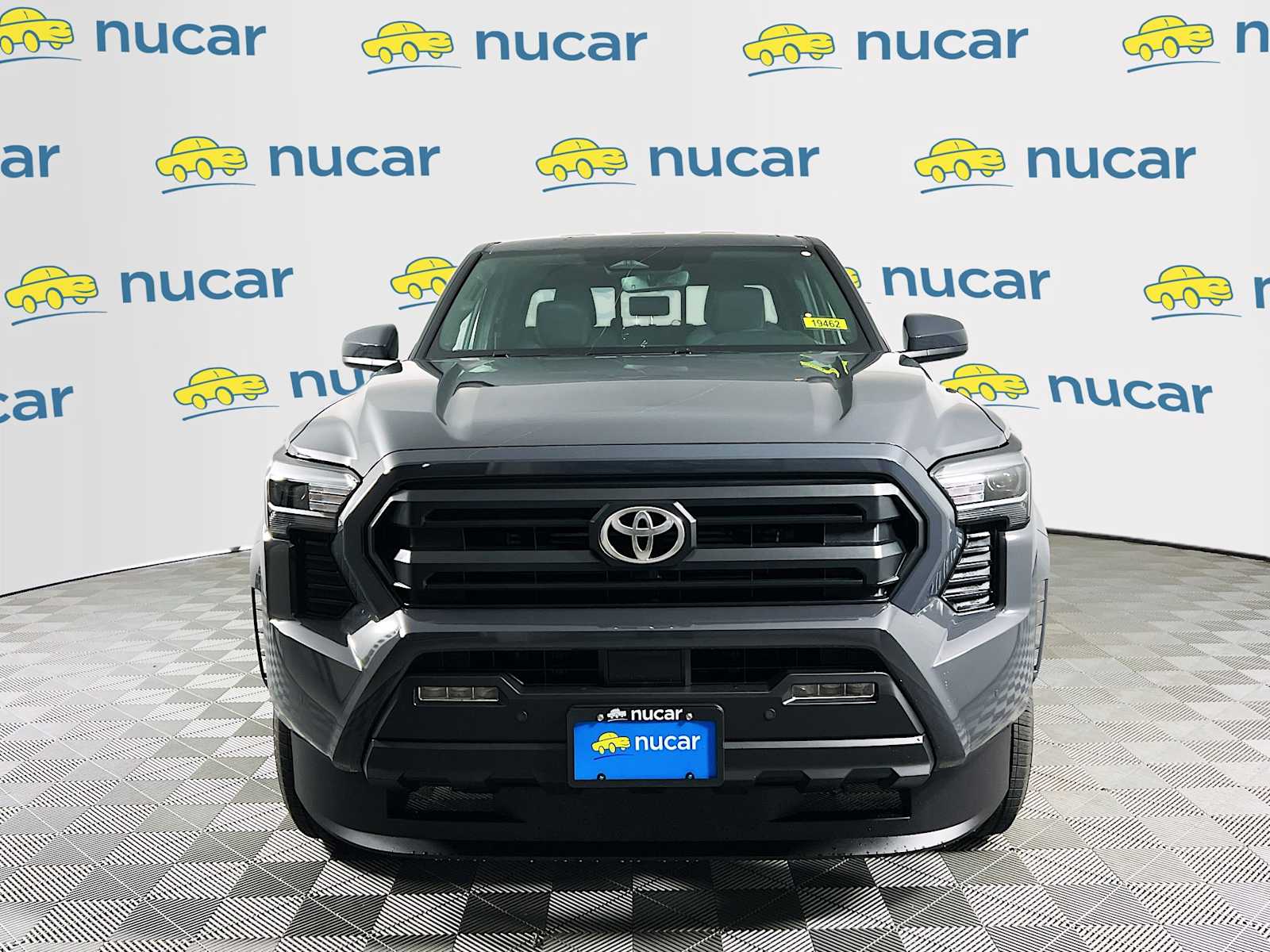 2025 Toyota Tacoma SR5 - Photo 2