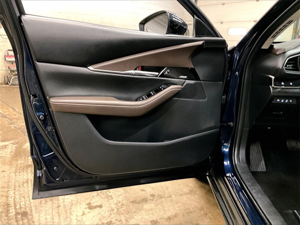 2024 Mazda CX-30 2.5 Turbo Premium Package - Photo 9