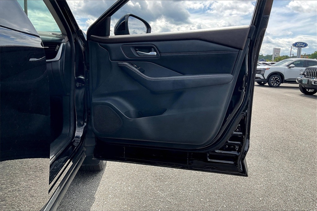 2022 Nissan Rogue SL - Photo 11