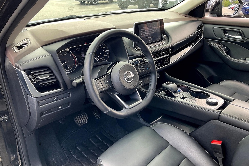 2022 Nissan Rogue SL - Photo 8