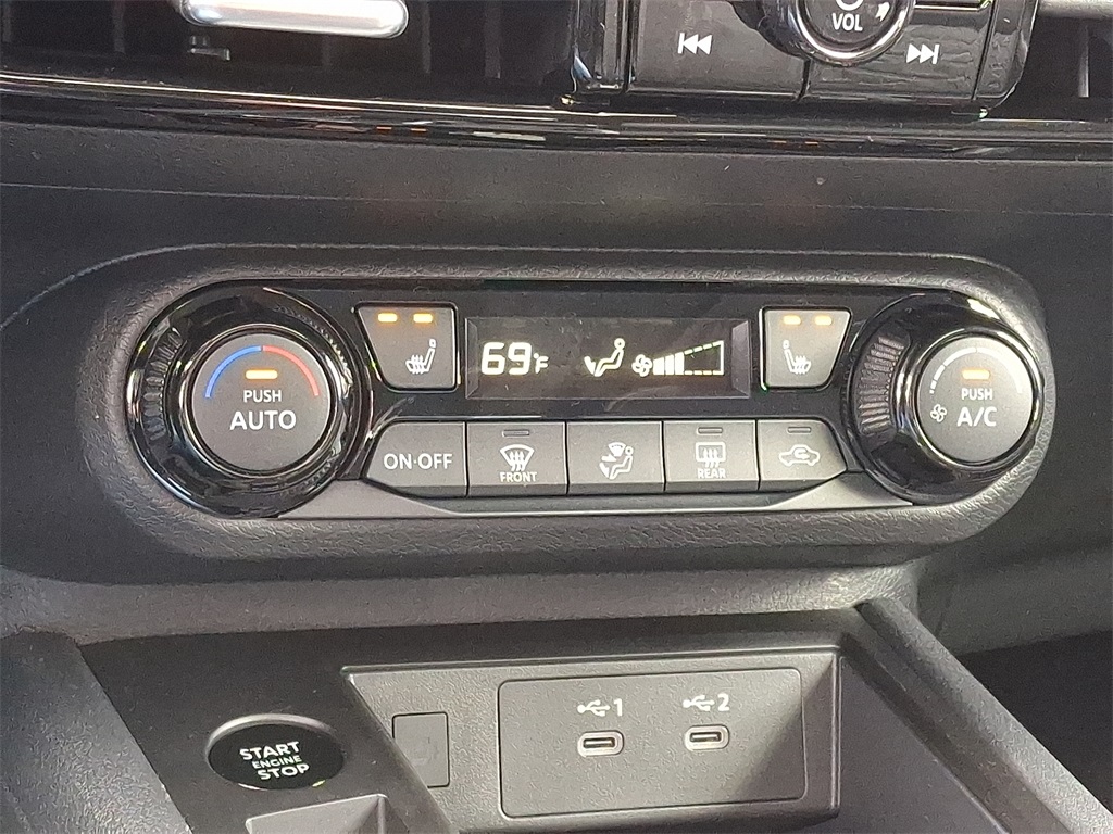 2026 Nissan Kicks SV - Photo 12