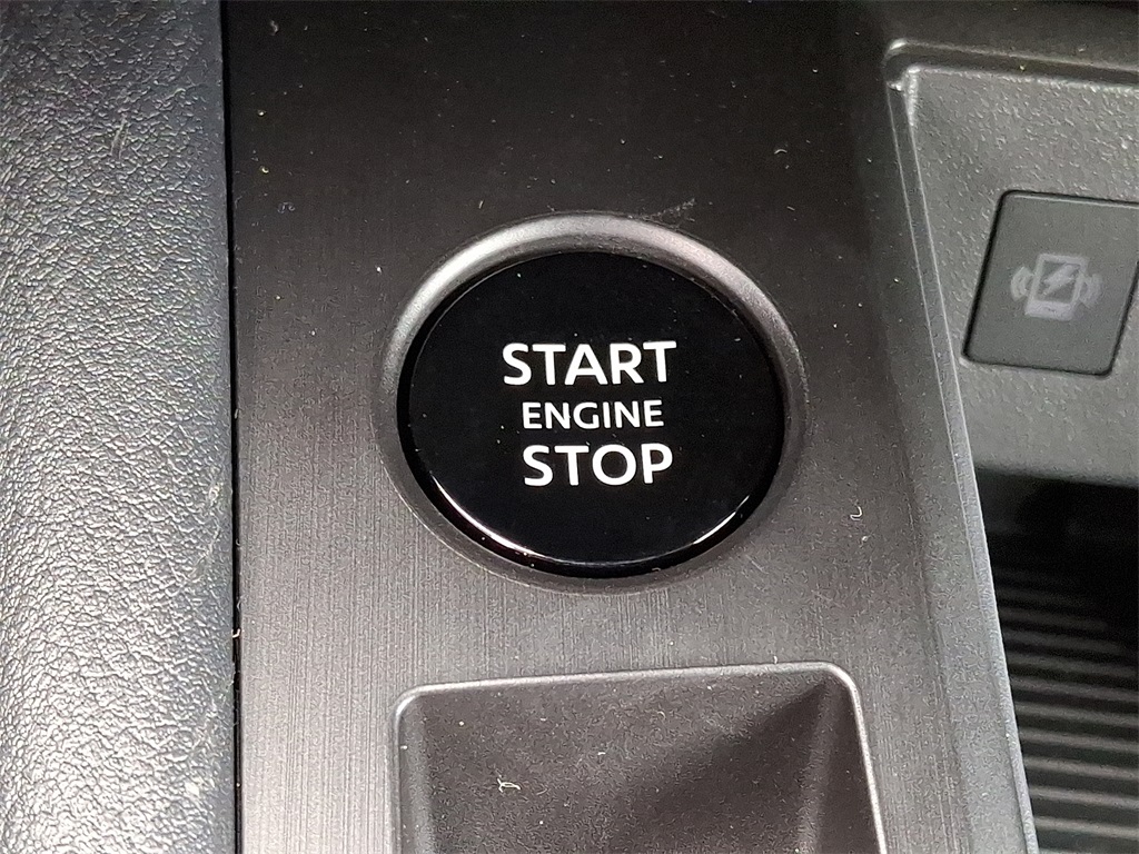 2026 Nissan Kicks SV - Photo 16