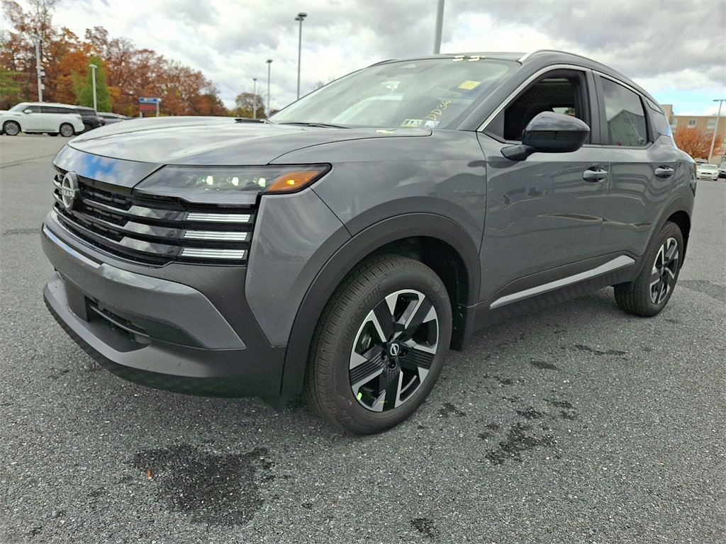 2026 Nissan Kicks SV - Photo 2