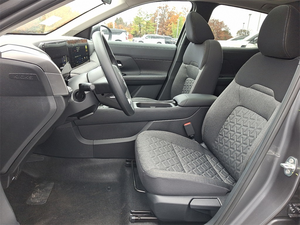 2026 Nissan Kicks SV - Photo 9