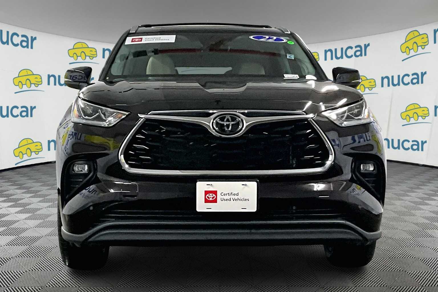 2022 Toyota Highlander Limited - Photo 2