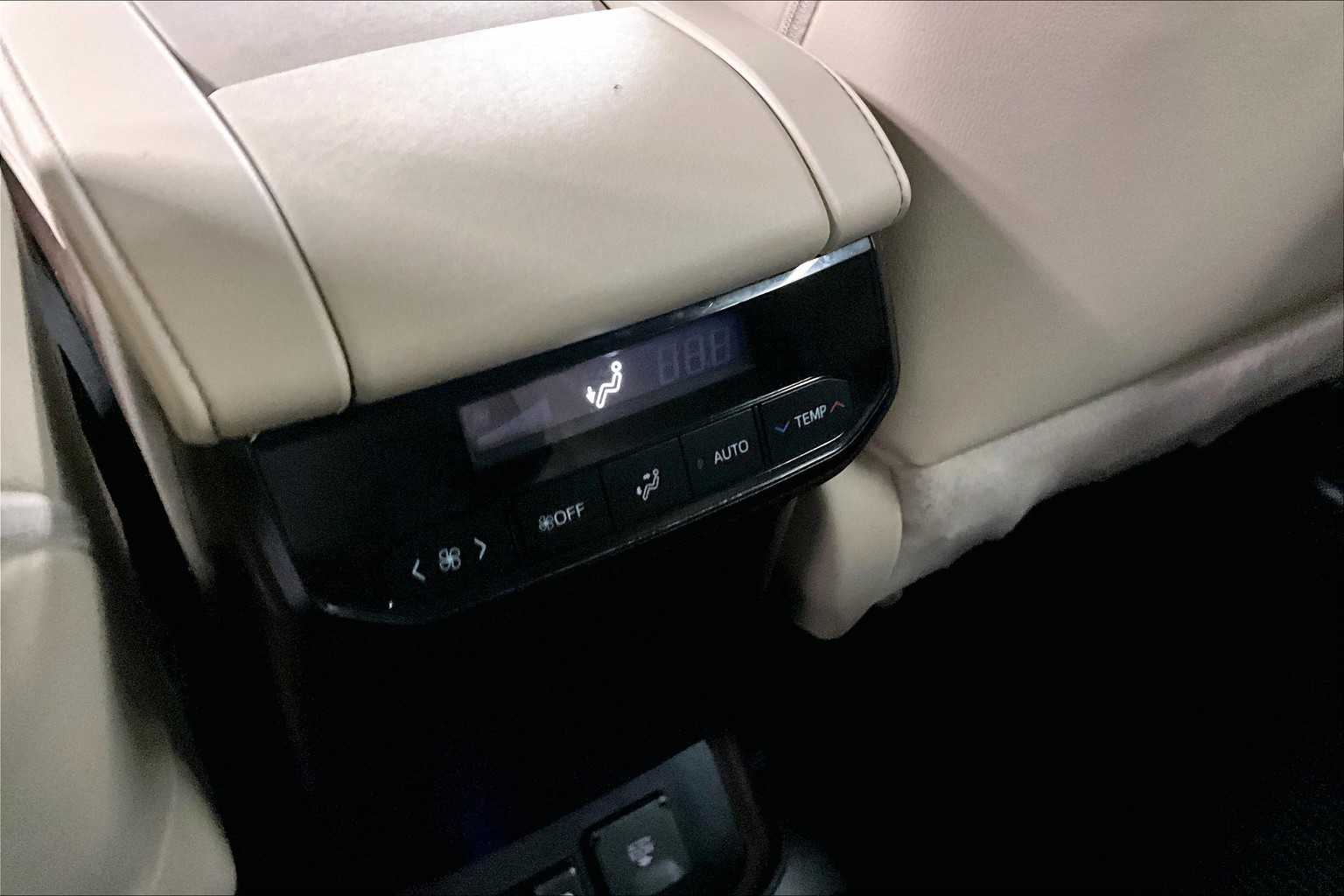 2022 Toyota Highlander Limited - Photo 29