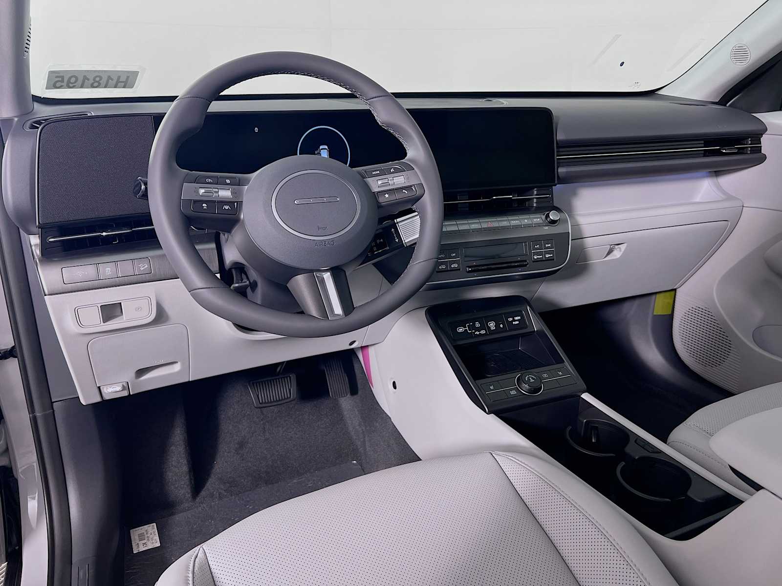 2026 Hyundai Kona SEL Premium - Photo 6