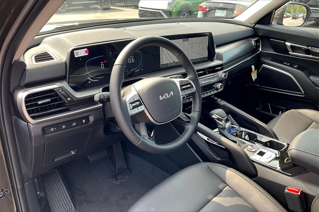 2025 Kia Telluride S - Photo 9