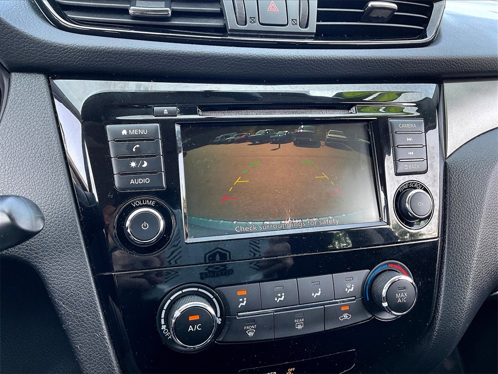 2019 Nissan Rogue Sport S - Photo 18
