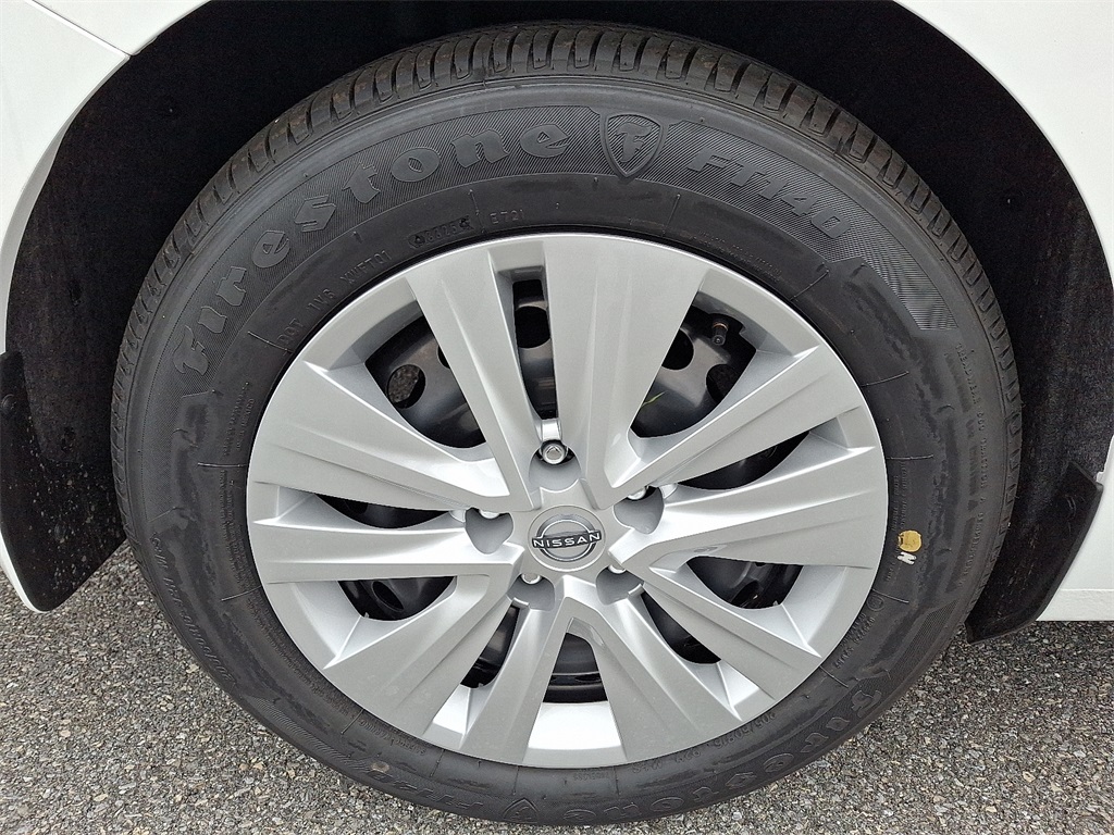 2025 Nissan Sentra S - Photo 5