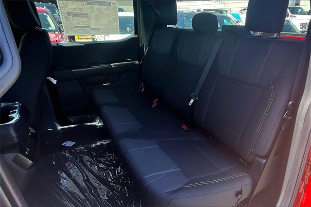 2025 Ford F-150 STX - Photo 11
