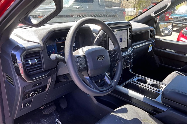 2025 Ford F-150 STX - Photo 7