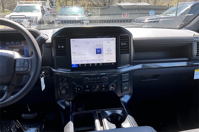 2025 Ford F-150 STX - Photo 8