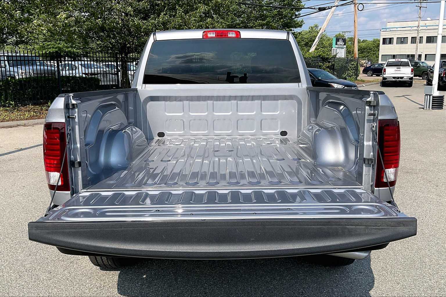2022 Ram 1500 Classic Warlock - Photo 31