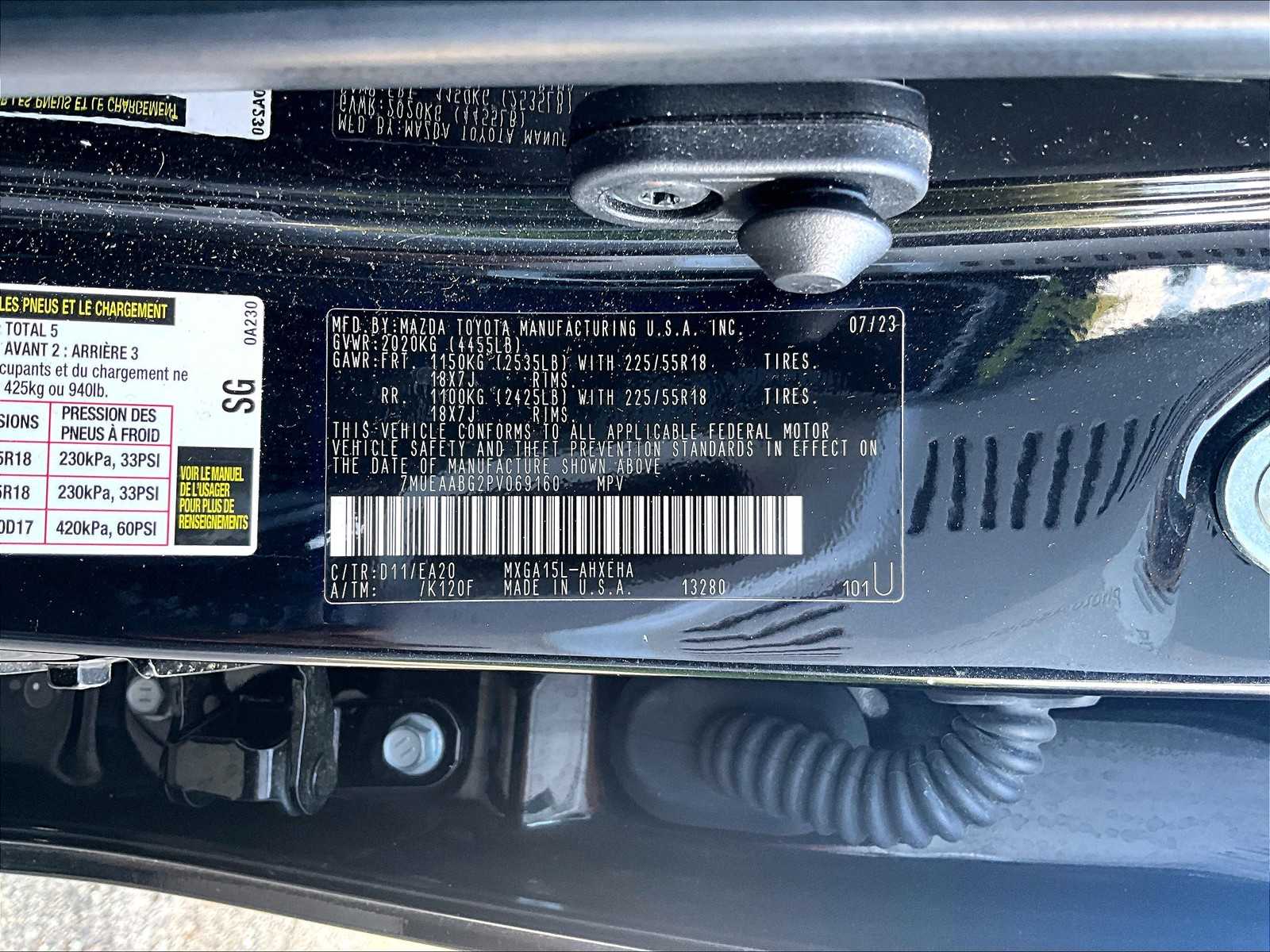 2023 Toyota Corolla Cross XLE - Photo 6