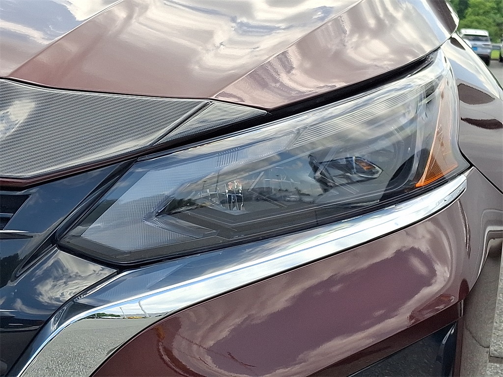 2025 Nissan Altima 2.5 SV - Photo 8