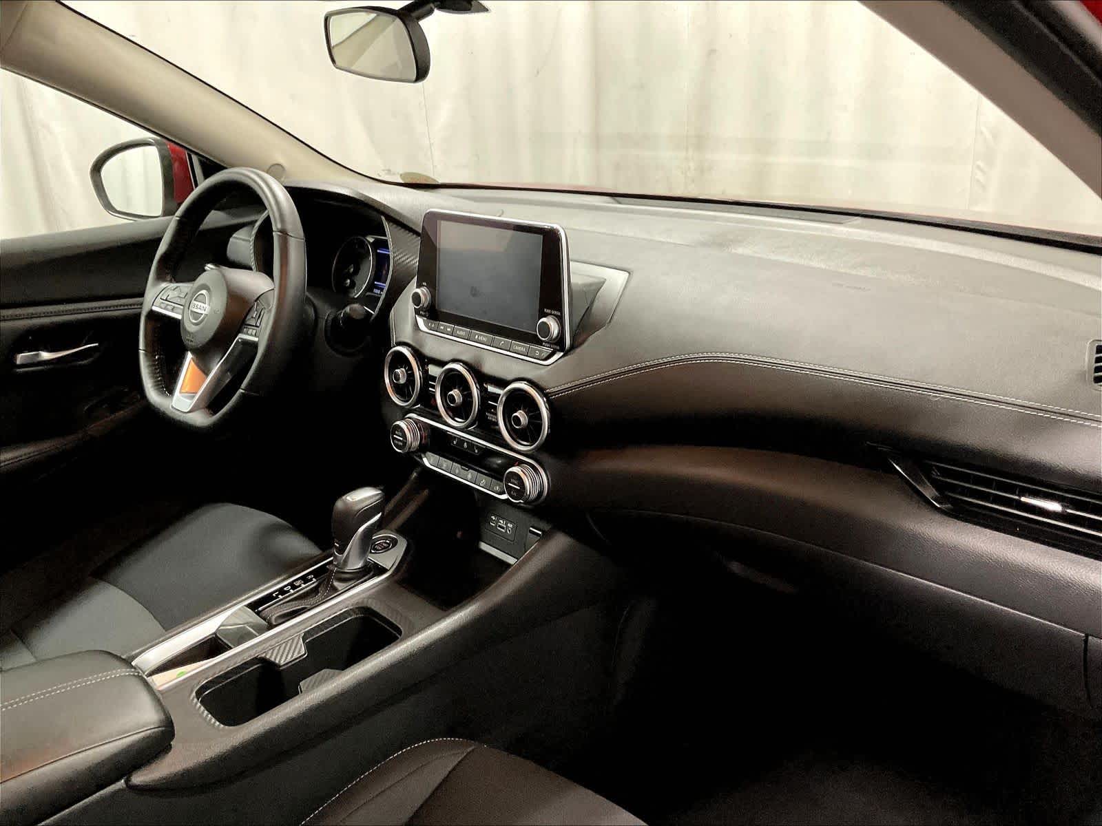 2022 Nissan Sentra SV - Photo 14