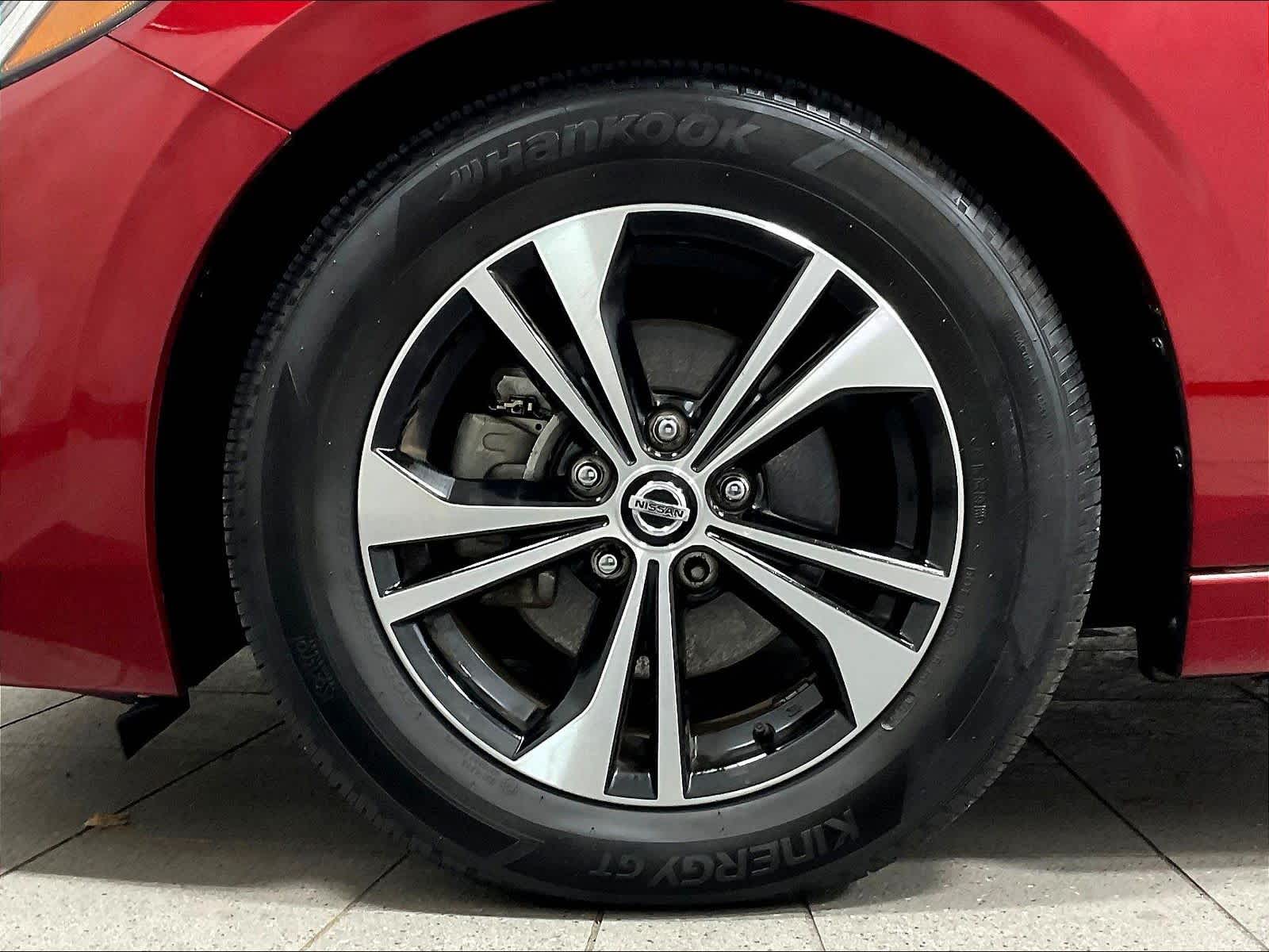 2022 Nissan Sentra SV - Photo 7