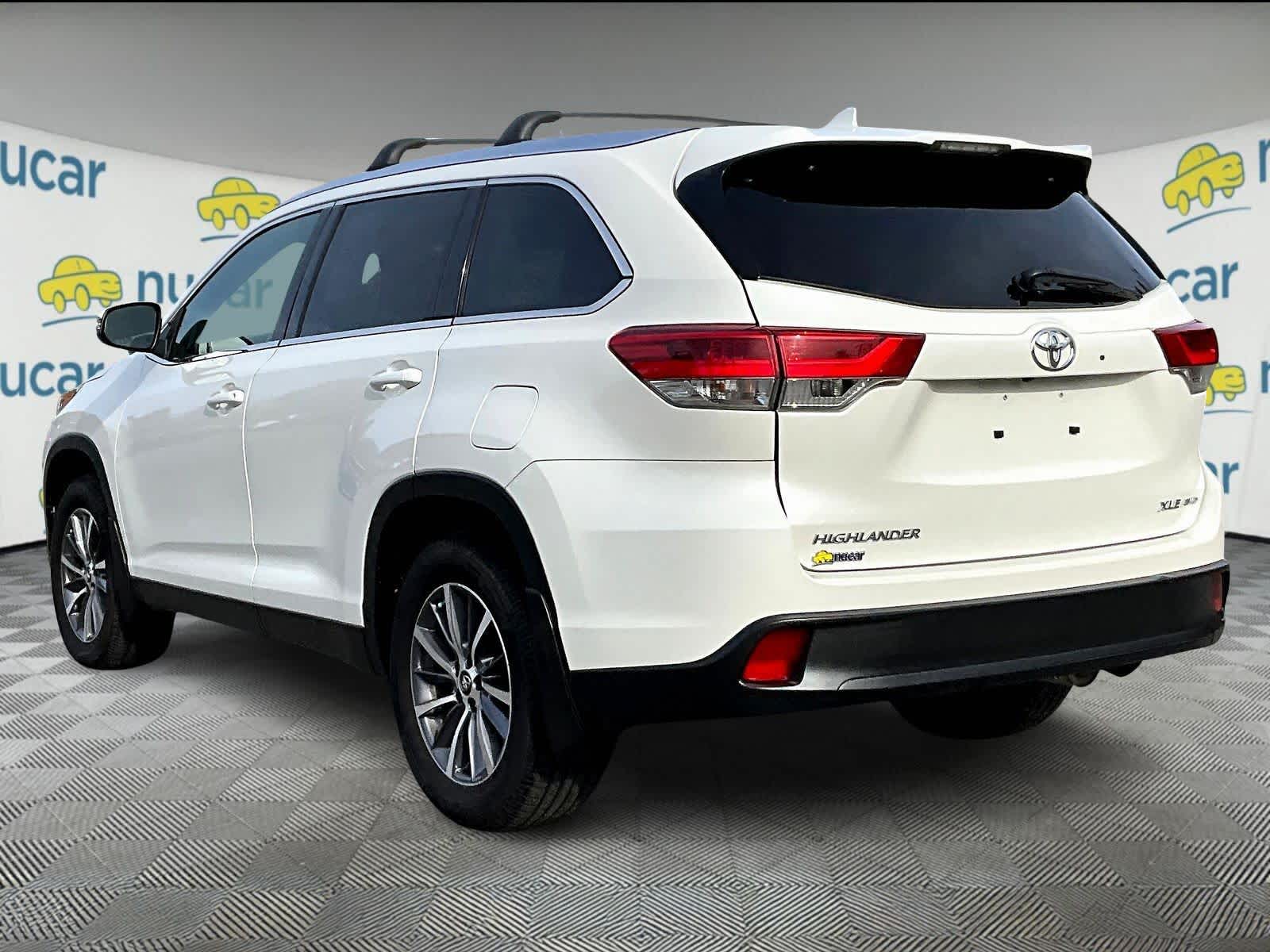 2019 Toyota Highlander XLE - Photo 4