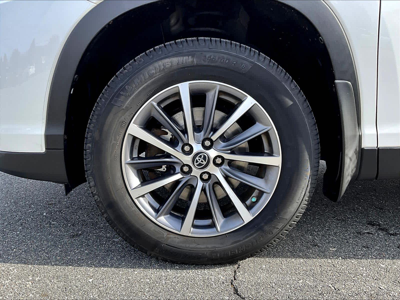 2019 Toyota Highlander XLE - Photo 7