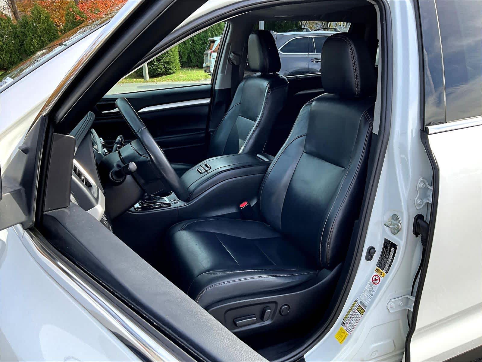 2019 Toyota Highlander XLE - Photo 10