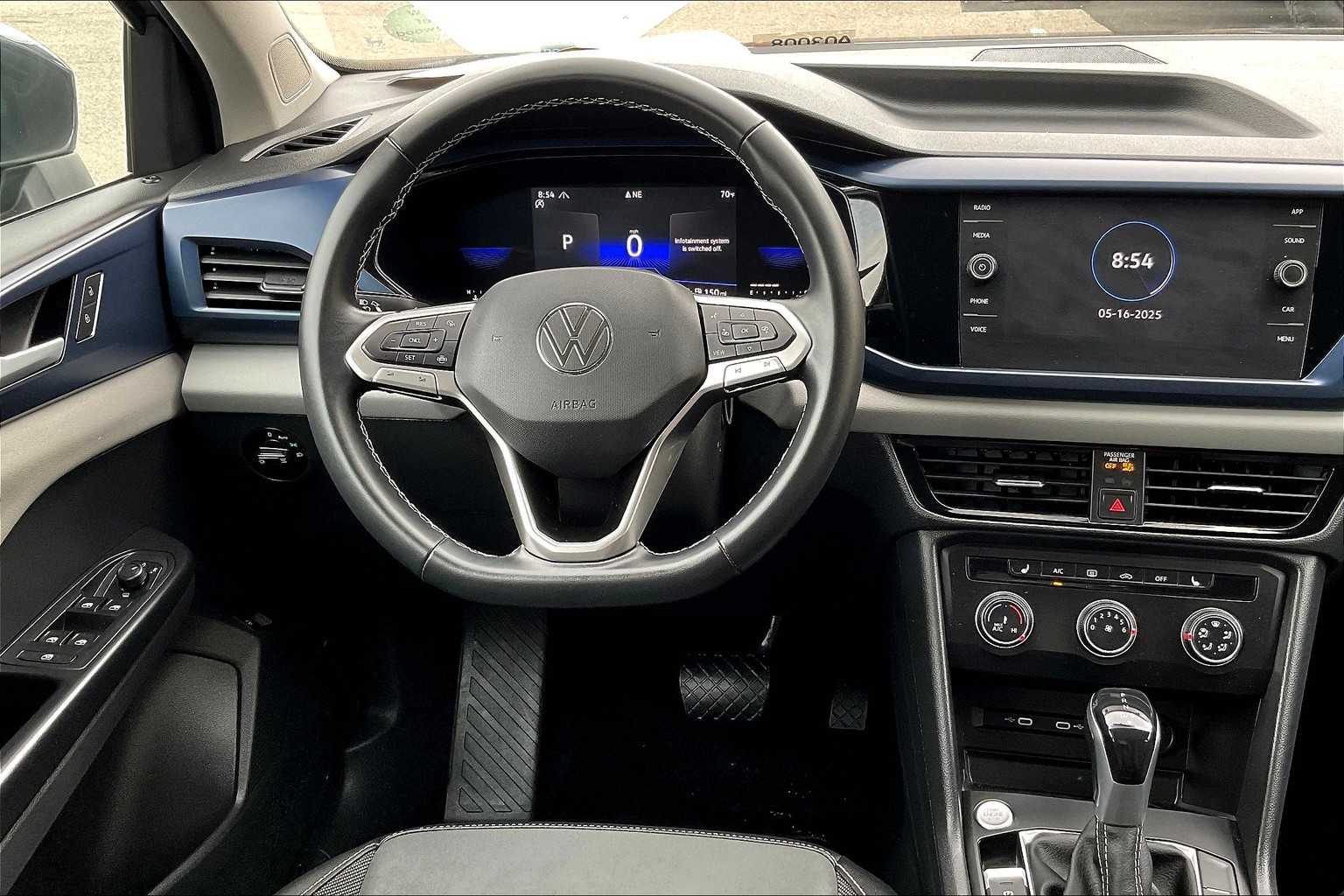 2022 Volkswagen Taos SE - Photo 17
