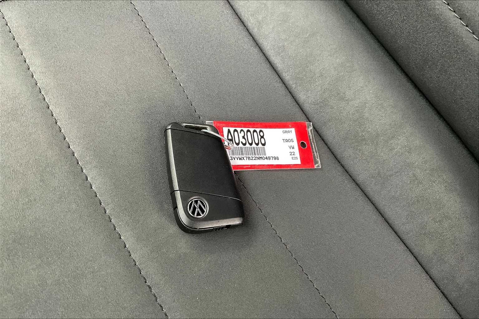 2022 Volkswagen Taos SE - Photo 30