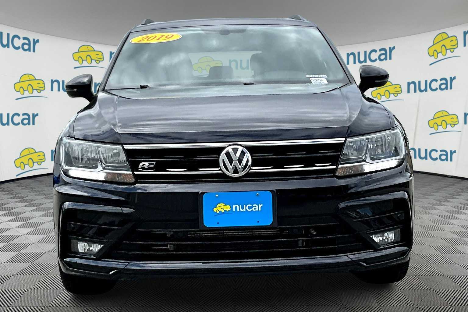 2019 Volkswagen Tiguan SEL R-Line Black - Photo 2