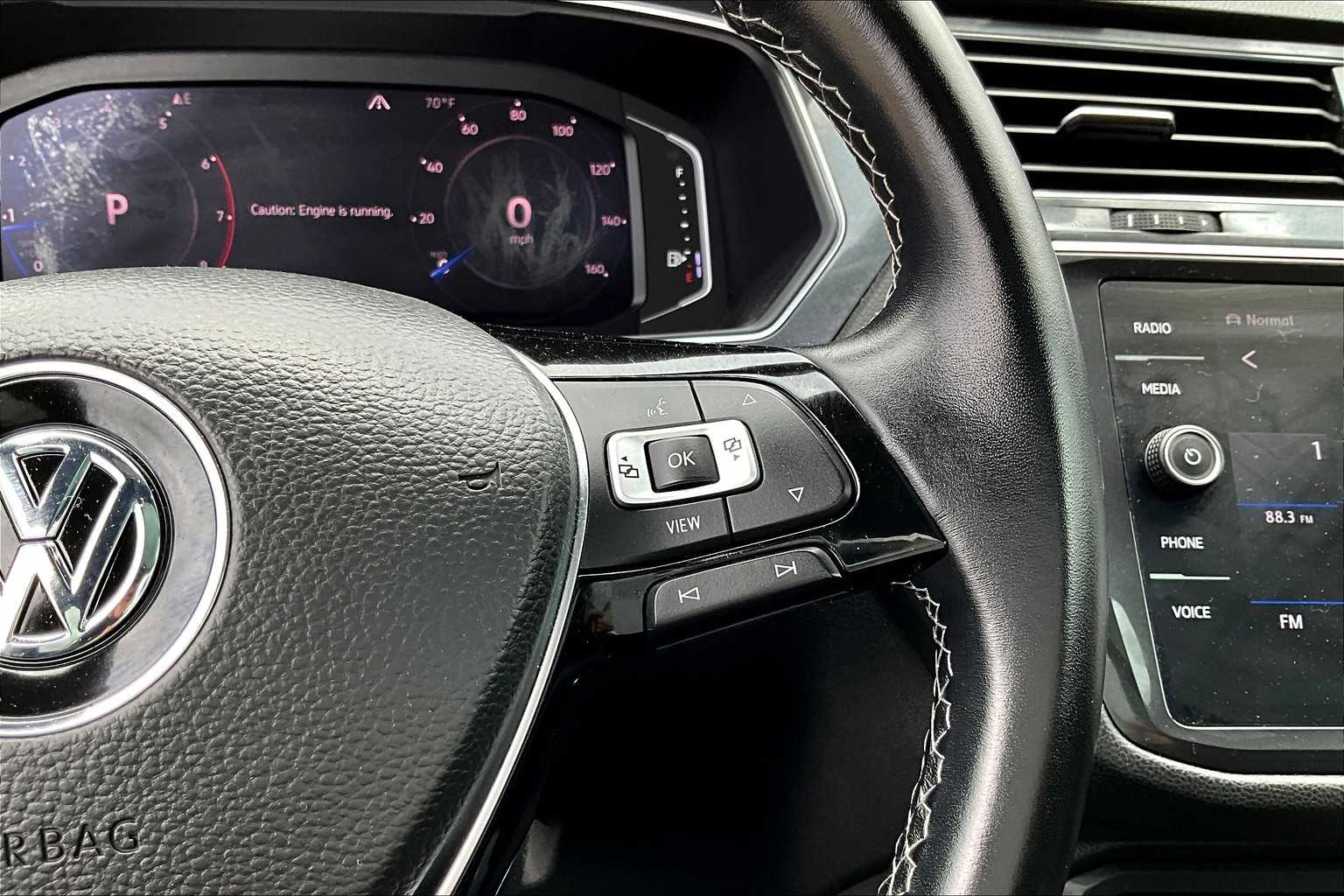 2019 Volkswagen Tiguan SEL R-Line Black - Photo 24