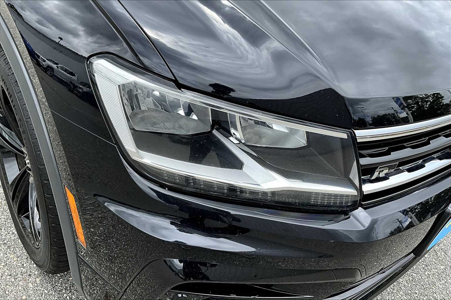 2019 Volkswagen Tiguan SEL R-Line Black - Photo 32