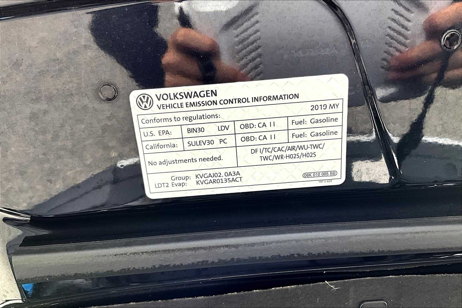 2019 Volkswagen Tiguan SEL R-Line Black - Photo 34