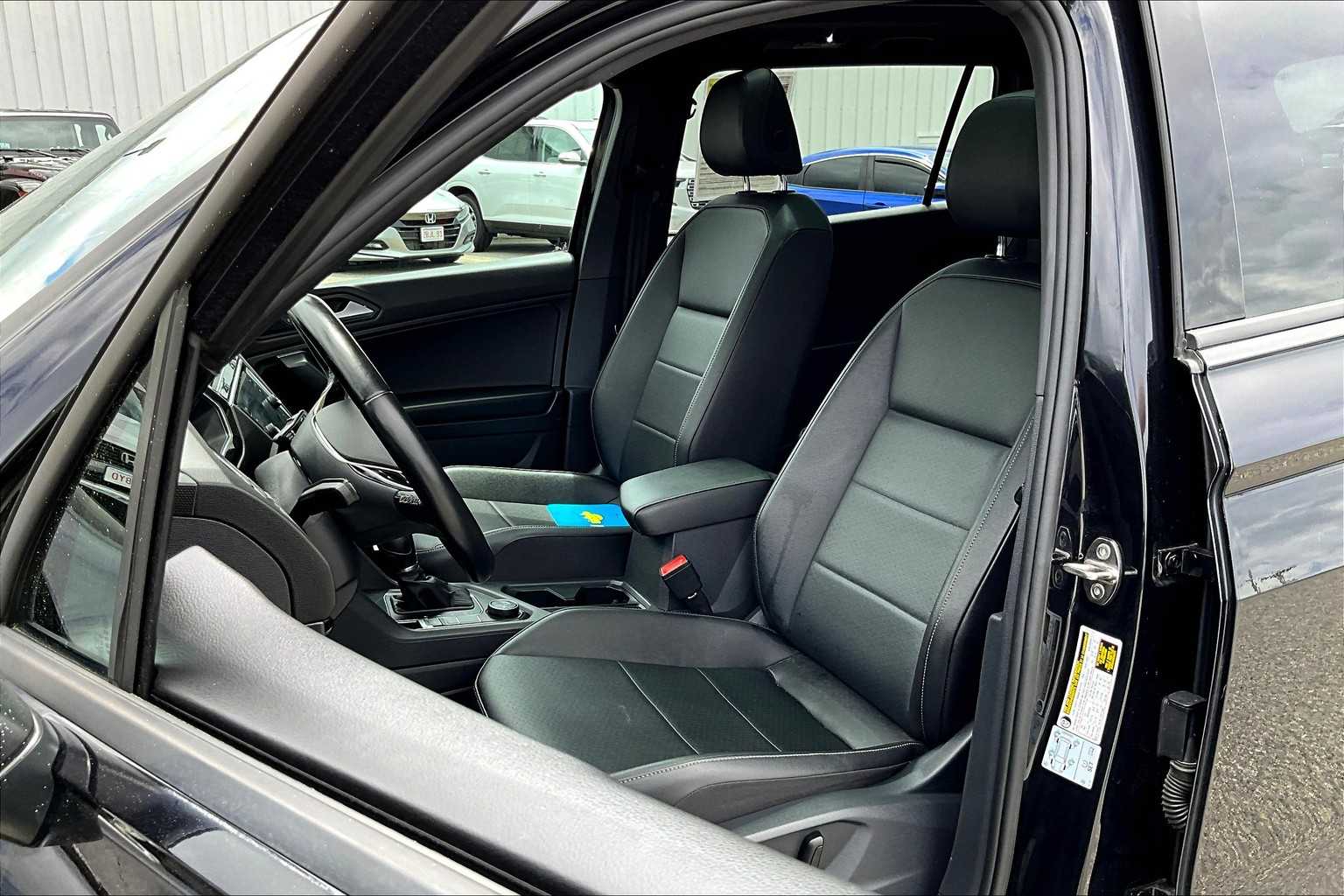 2019 Volkswagen Tiguan SEL R-Line Black - Photo 10