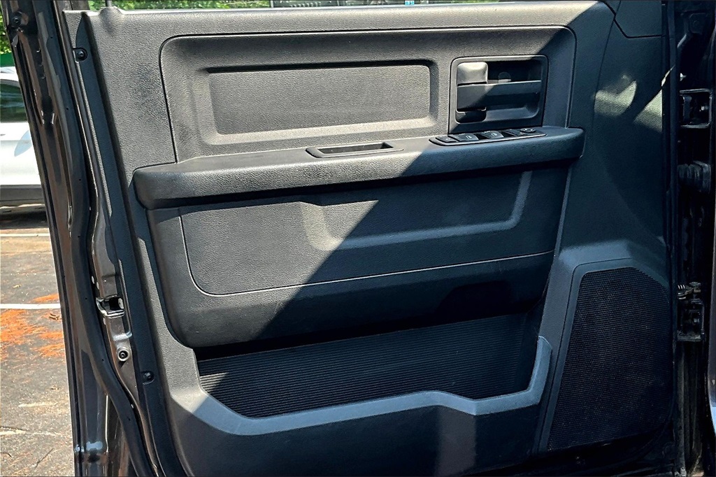 2015 Ram 2500 Tradesman - Photo 9