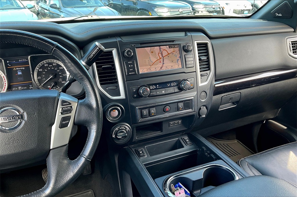2019 Nissan Titan SL - Photo 17