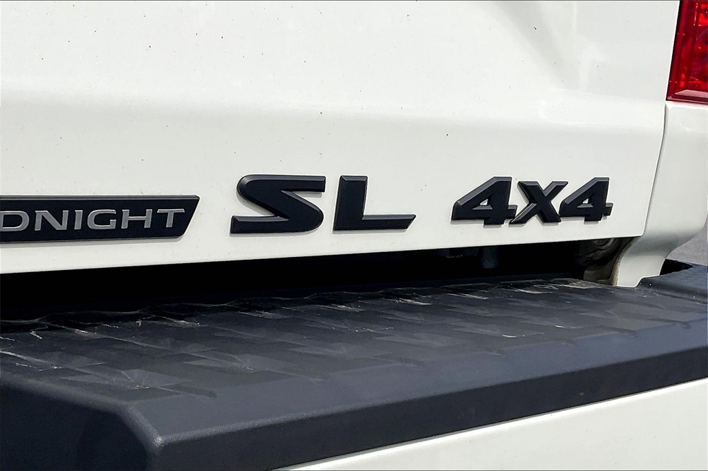2019 Nissan Titan SL - Photo 27