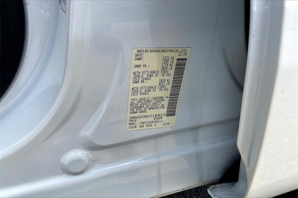 2019 Nissan Titan SL - Photo 32