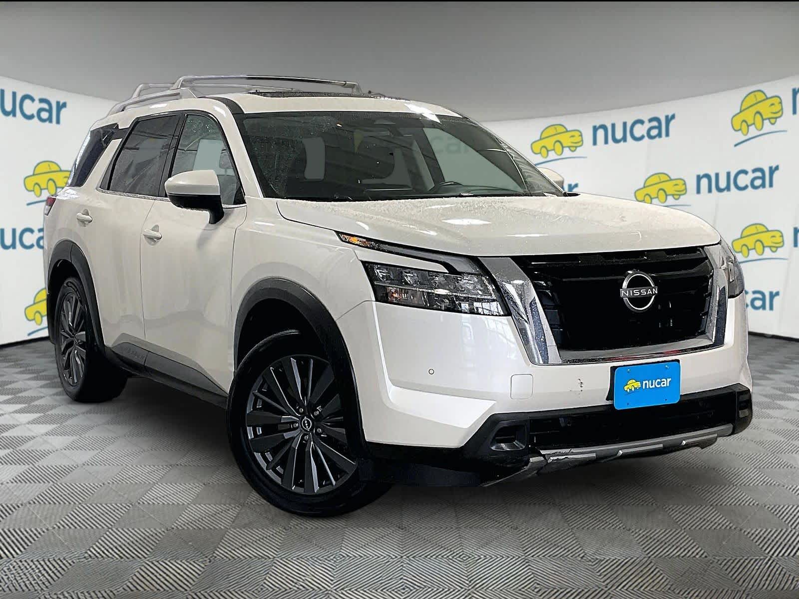 2024 Nissan Pathfinder SL