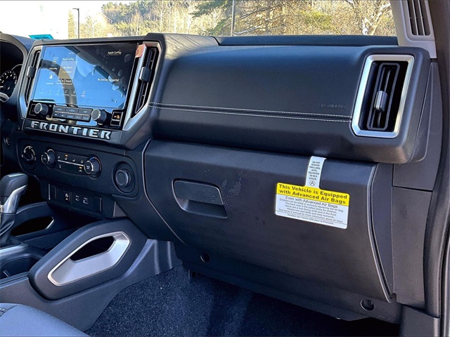 2025 Nissan Frontier SV - Photo 17
